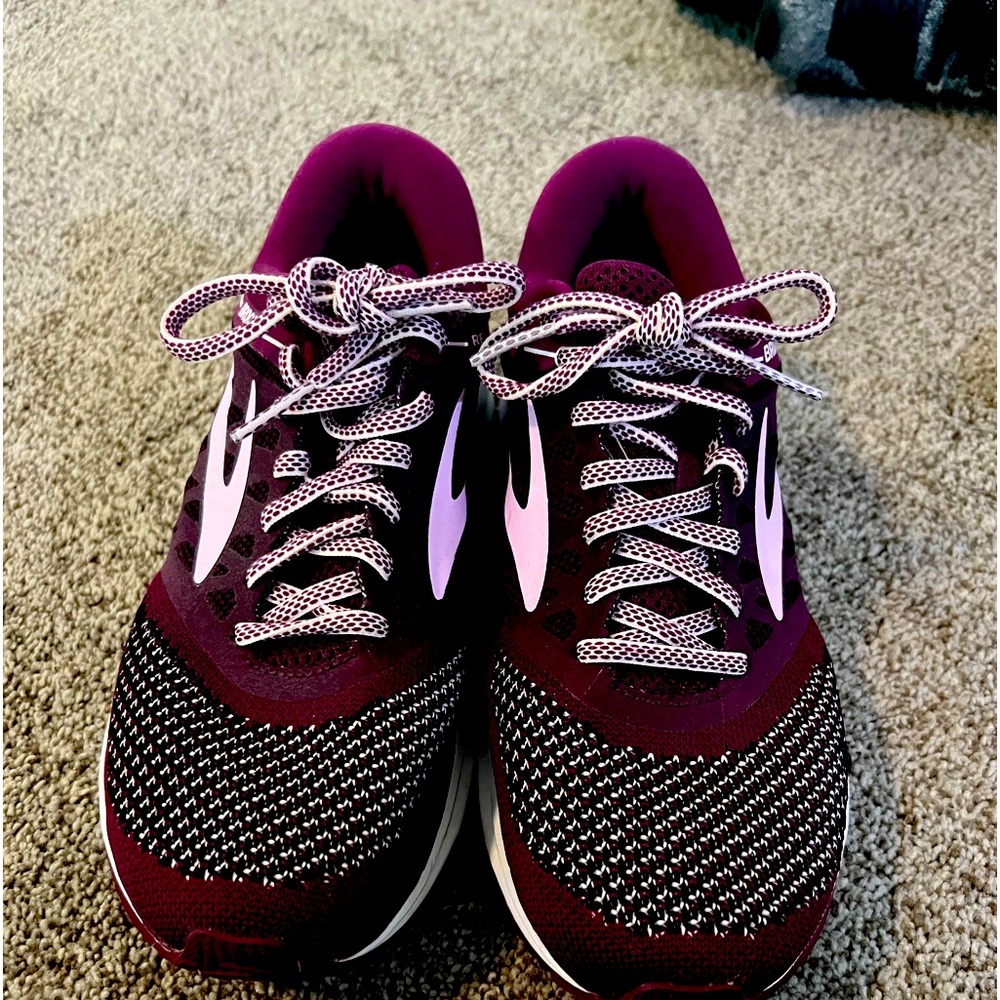 Women’s Brooks Revel running shoes - size 7.5, gently worn